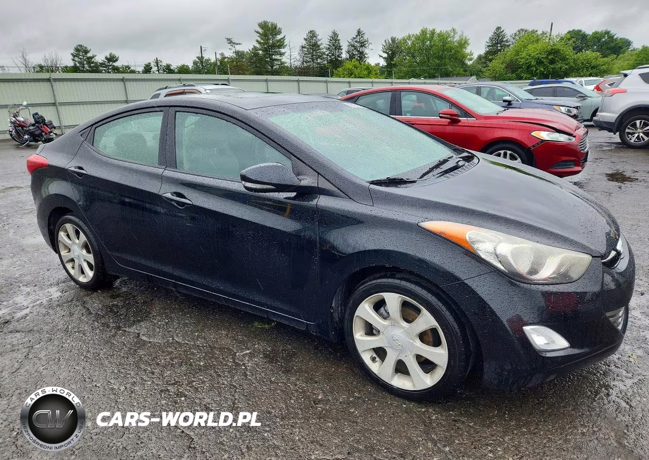 2011 Hyundai Elantra Limited VIN:KMHDH4AE0BU117032 - 4