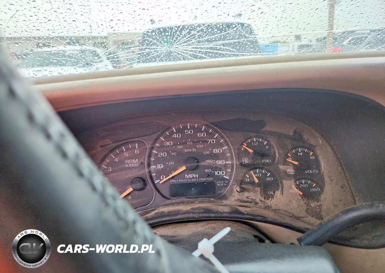 2002 Chevrolet Silverado C1500 VIN:2GCEC19T821341900 - 9