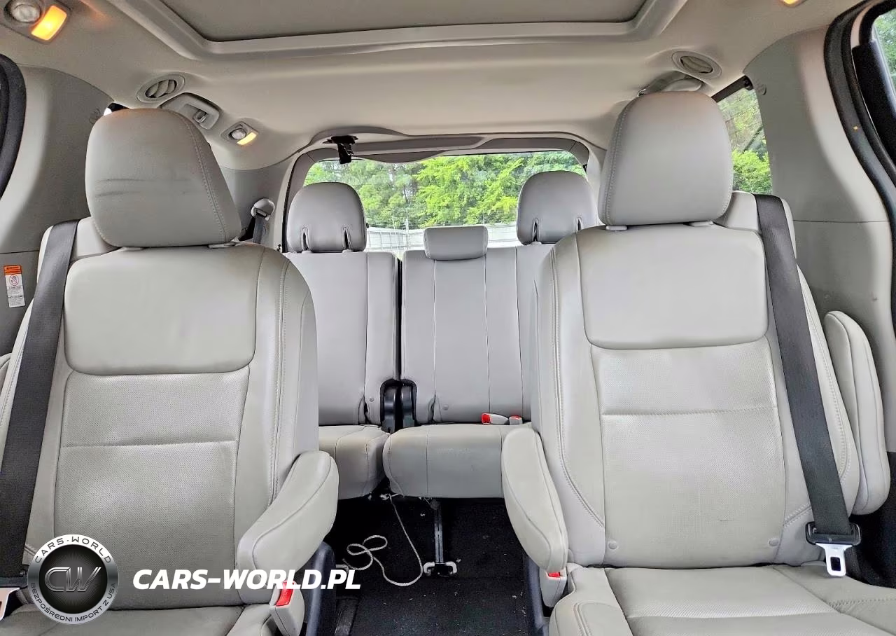 2015 Toyota Sienna Limited Premium 7-Passenger VIN:5TDYK3DCXFS533160 - 10