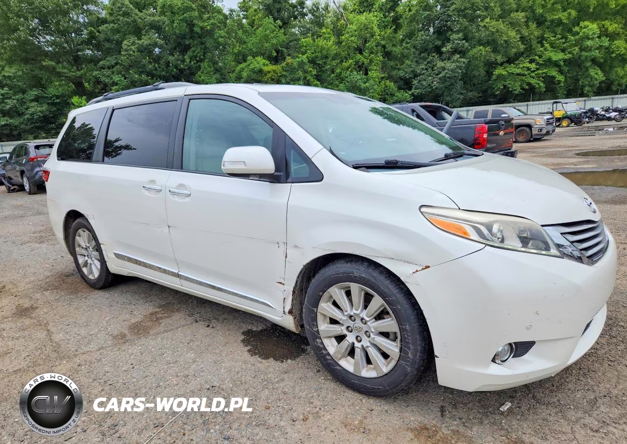 2015 Toyota Sienna Limited Premium 7-Passenger VIN:5TDYK3DCXFS533160 - 4