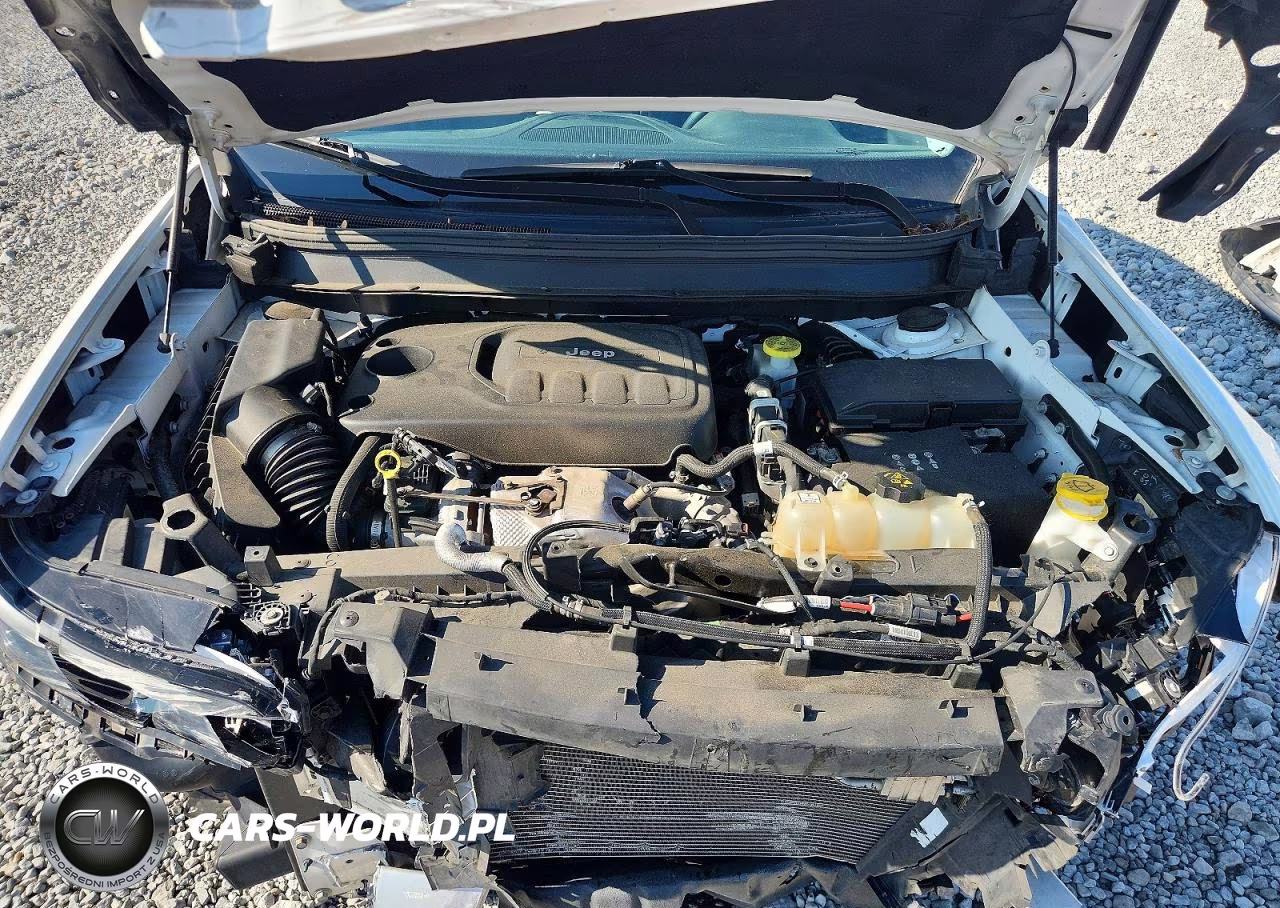 2019 Jeep Cherokee Latitude Plus VIN:1C4PJMLN6KD123517 - 12