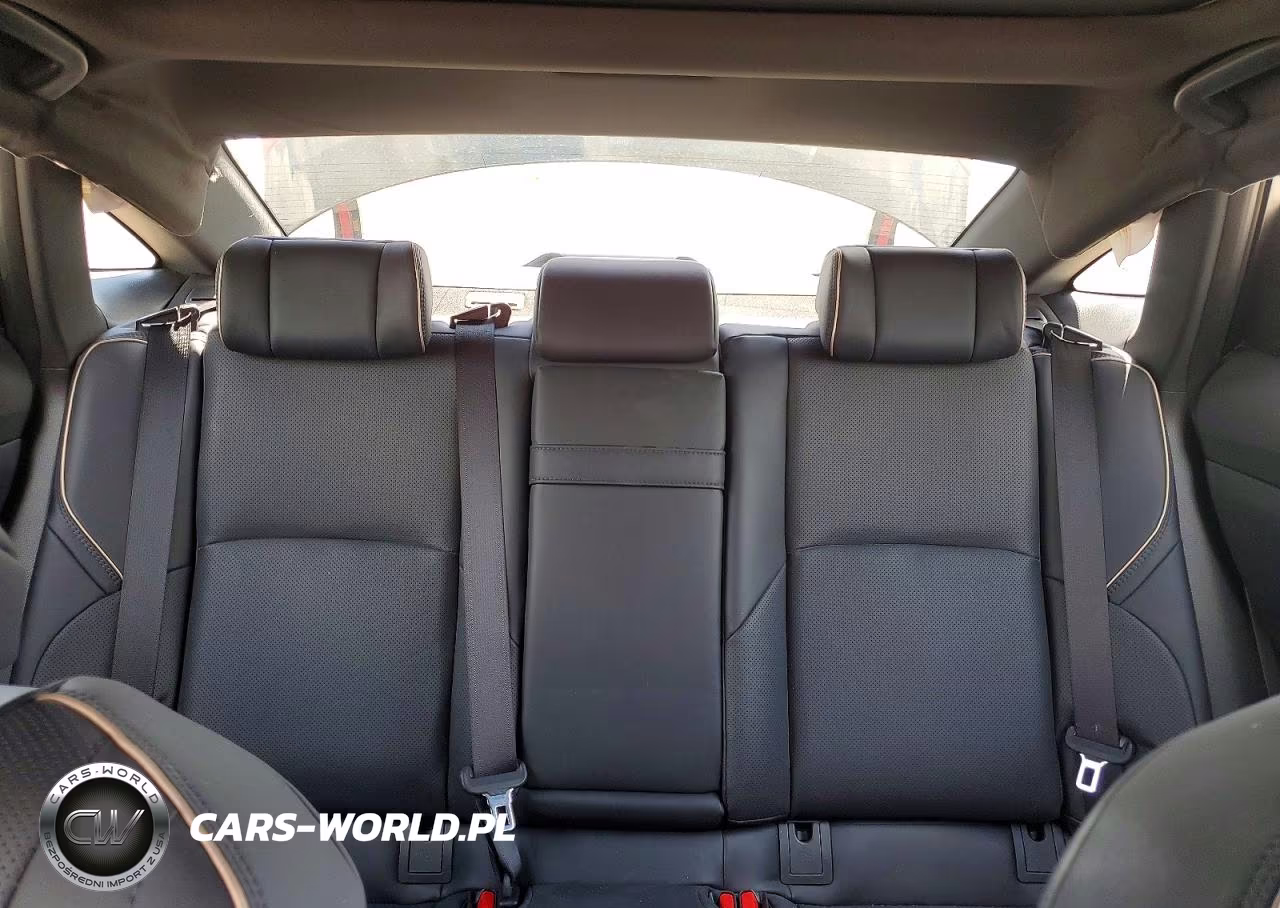 2023 Toyota Crown Platinum VIN:JTDAFAAF6P3003747 - 10