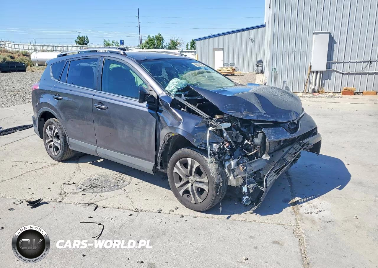 2018 Toyota Rav4 Le VIN:JTMBFREV6JJ254209 - 4