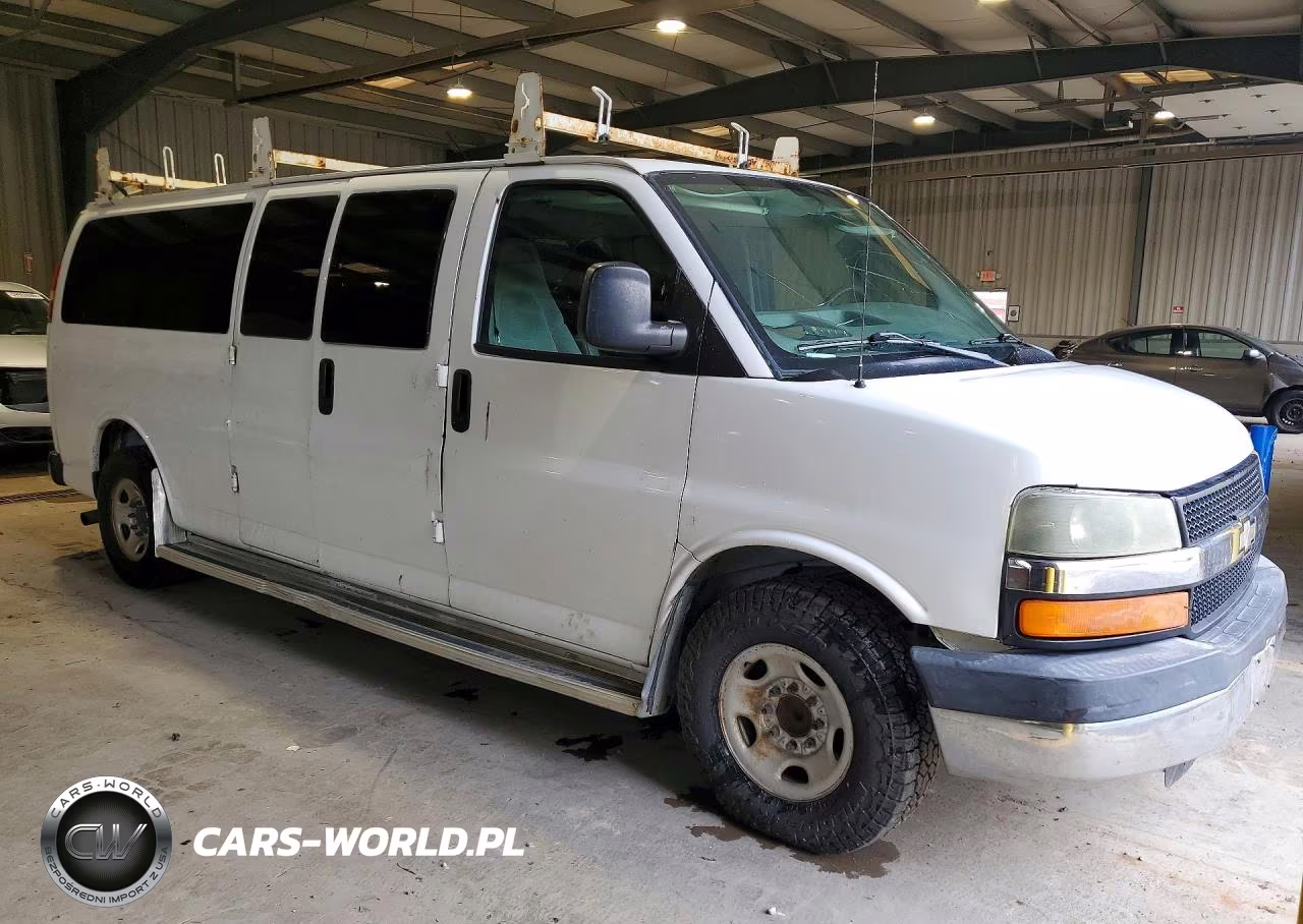 2007 Chevrolet Express G3500 VIN:1GAHG39U071128466 - 4
