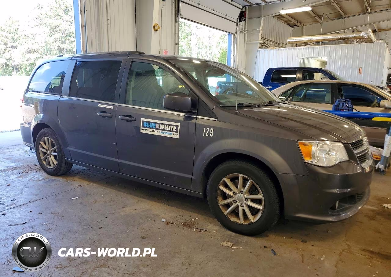 2019 Dodge Grand Caravan Sxt VIN:2C4RDGCG3KR694740 - 4