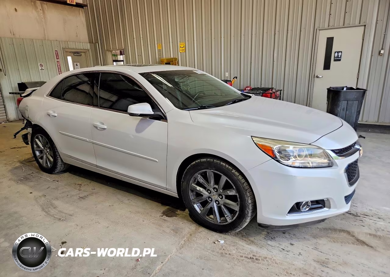 2015 Chevrolet Malibu 2Lt VIN:1G11E5SX2FF328032 - 4
