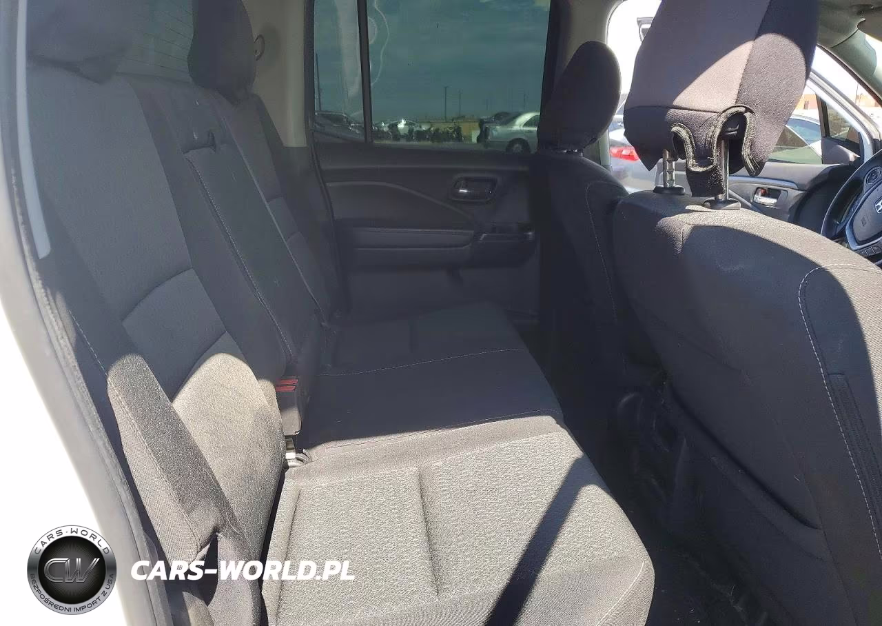 2019 Honda Ridgeline Sport VIN:5FPYK2F1XKB008577 - 10