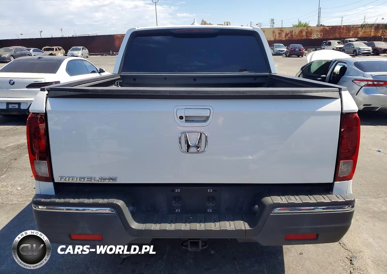 2019 Honda Ridgeline Sport VIN:5FPYK2F1XKB008577 - 6
