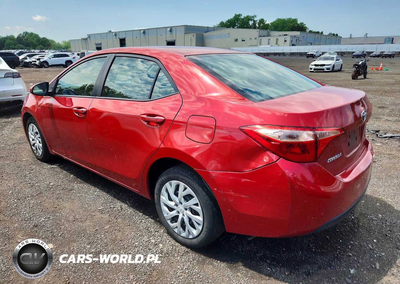 2017 Toyota Corolla Le VIN:5YFBURHE2HP637717 - 2
