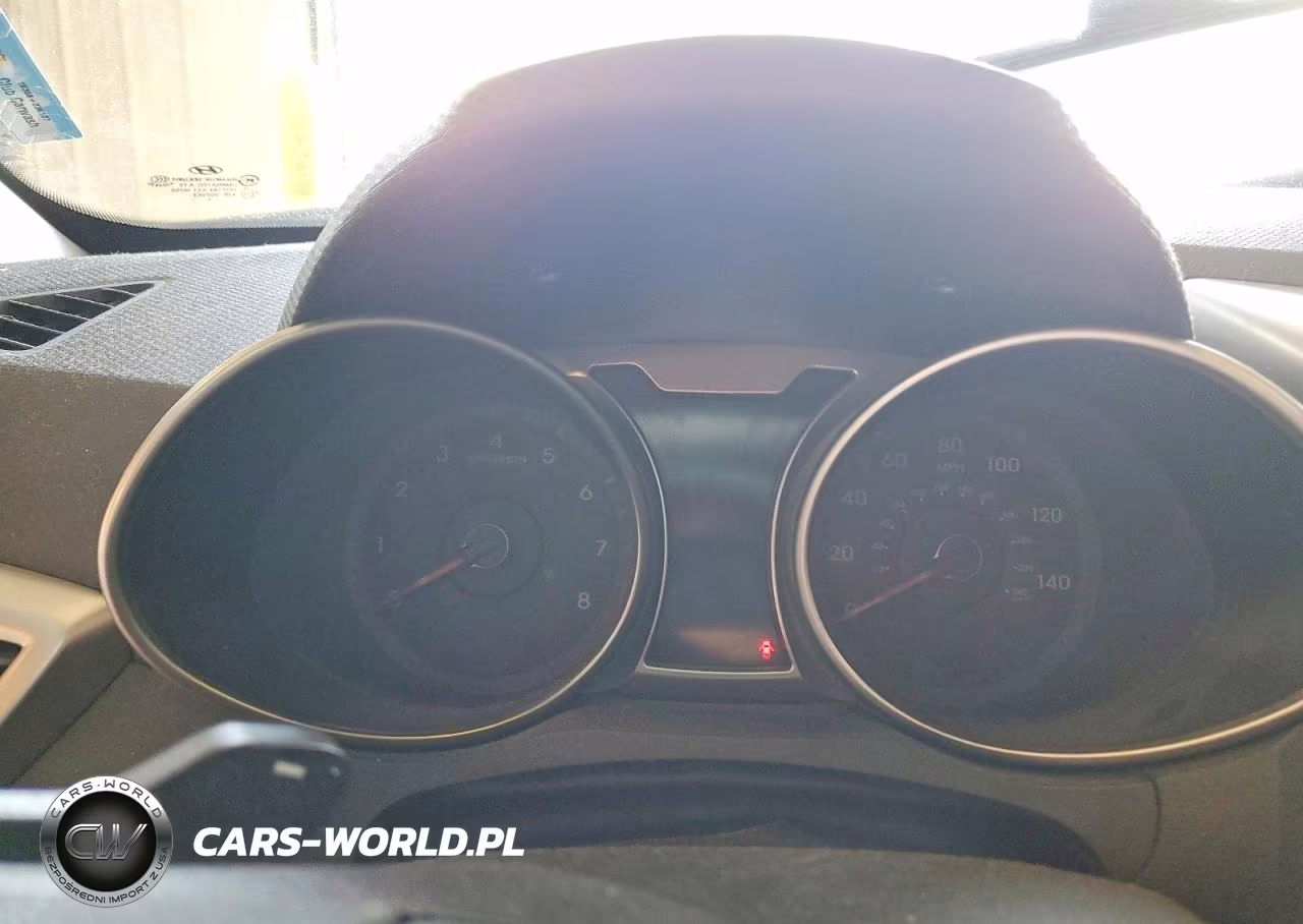 2012 Hyundai Veloster Base VIN:KMHTC6AD5CU042505 - 9