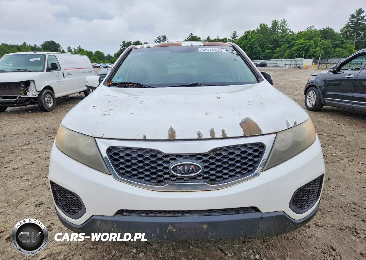 2011 Kia Sorento Lx VIN:5XYKT3A12BG048542 - 5