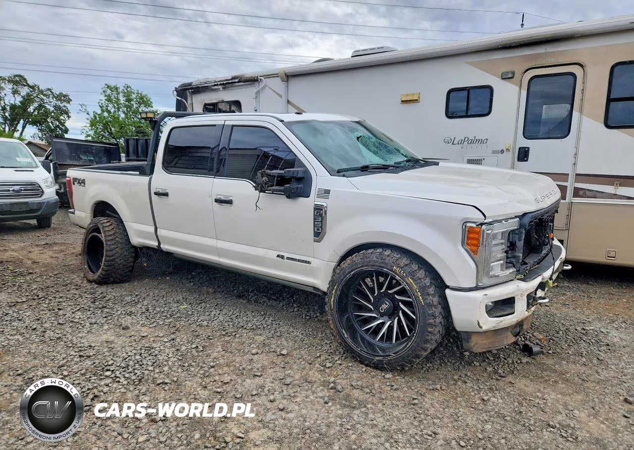 2017 Ford F350 Super Duty VIN:1FT8W3BT8HEC64009 - 4