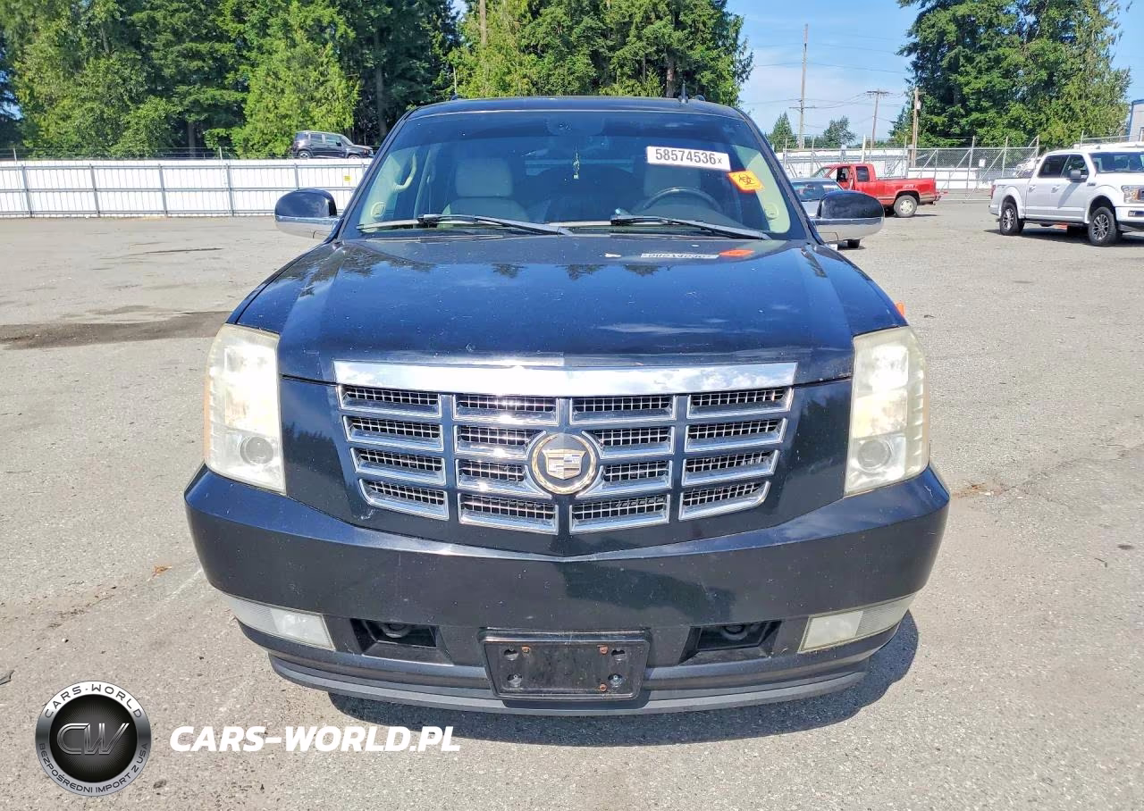 2007 Cadillac Escalade Luxury VIN:1GYFK63817R129941 - 5