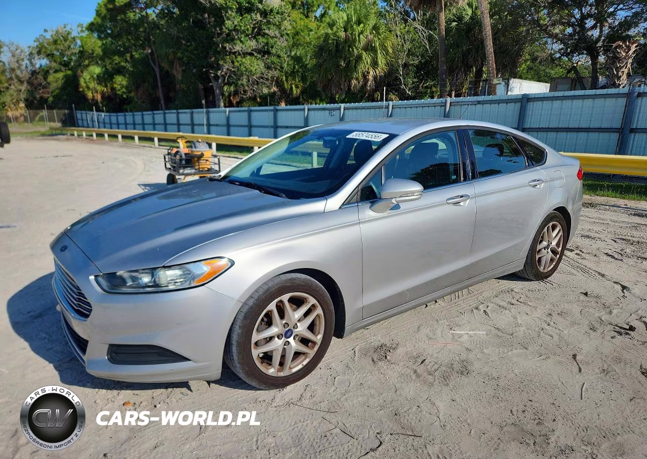 2016 Ford Fusion Se – zdjęcie 1 z 12