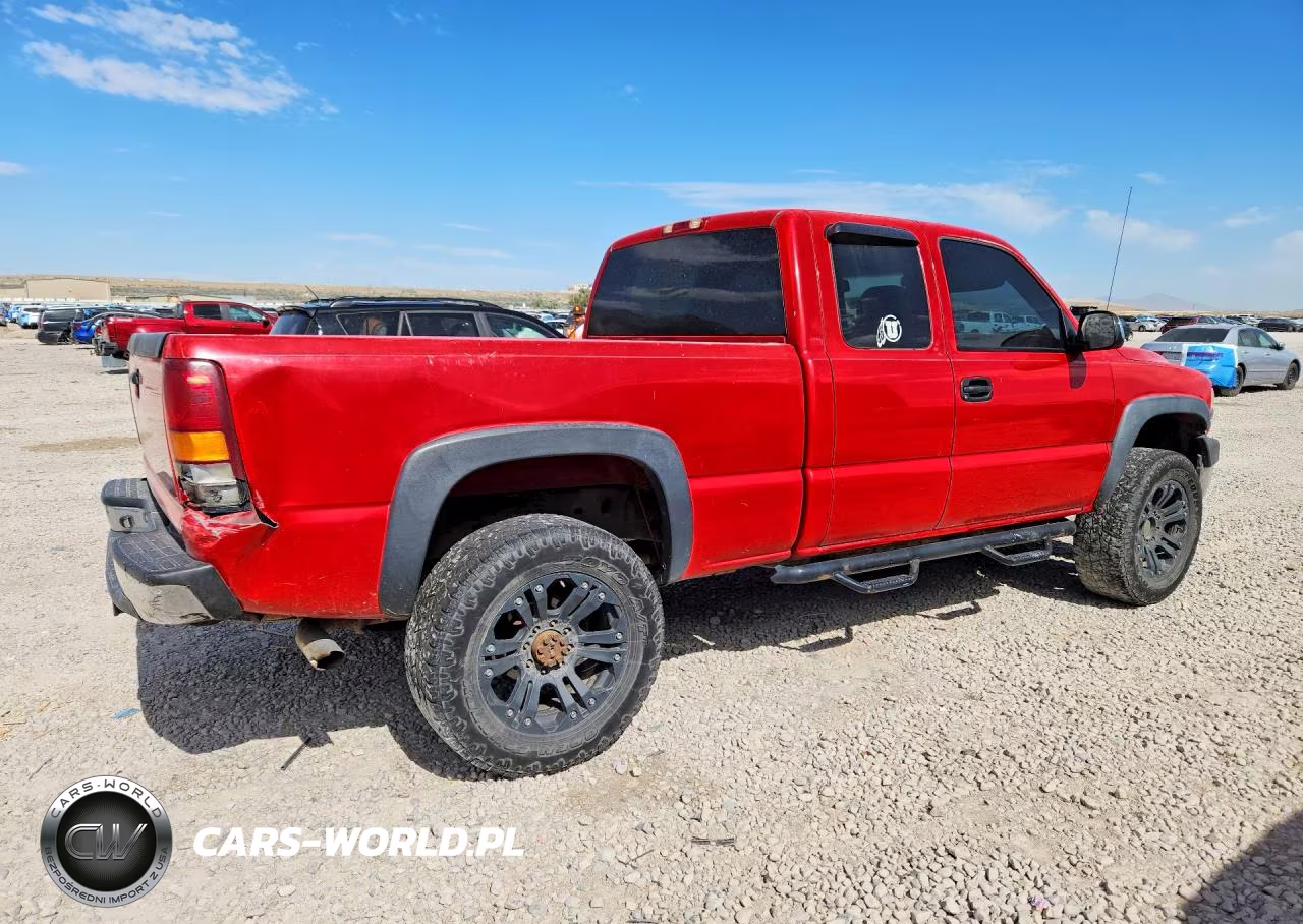 2002 Chevrolet Silverado K2500 Heavy Duty VIN:1GCHK29U02E283178 - 3