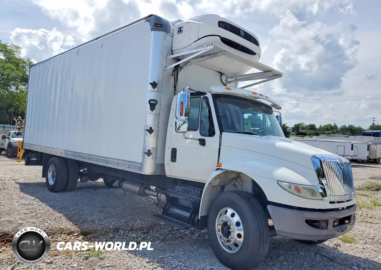 2017 International 4400 Refrigerated Box Truck