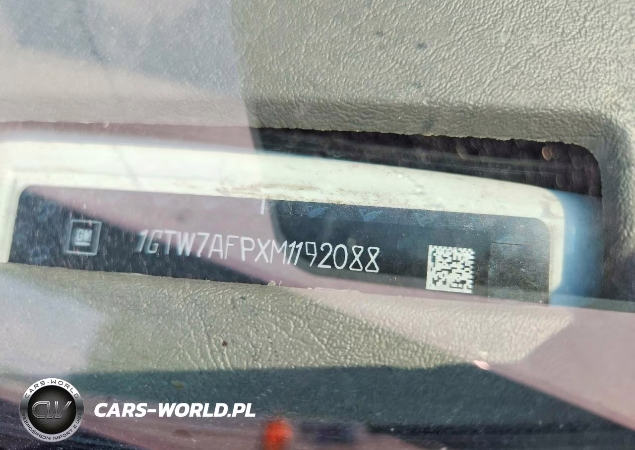 2021 GMC Savana 2500 Cargo Delivery Van VIN:1GTW7AFPXM1192088 - 13