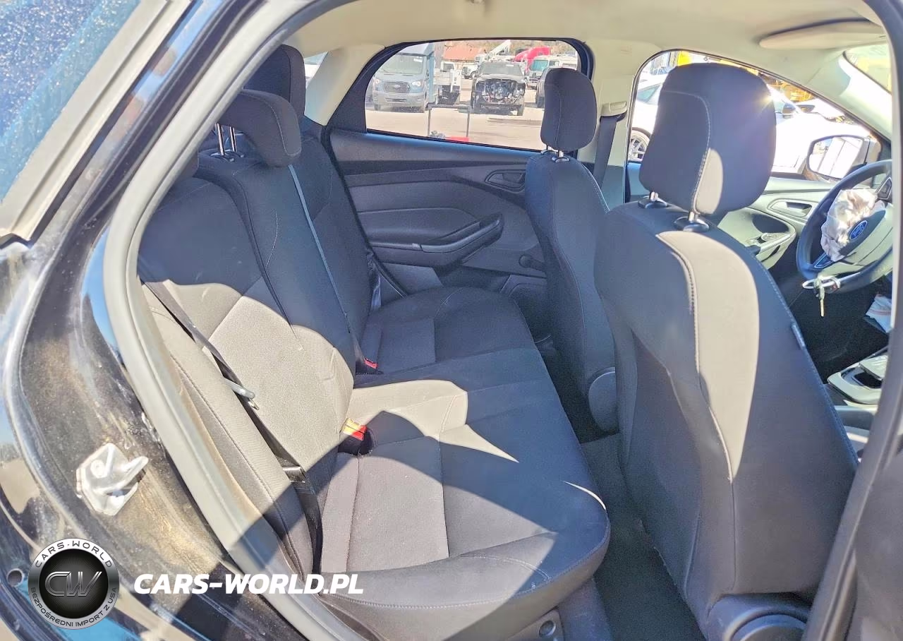 2016 Ford Focus S VIN:1FADP3E27GL387198 - 10