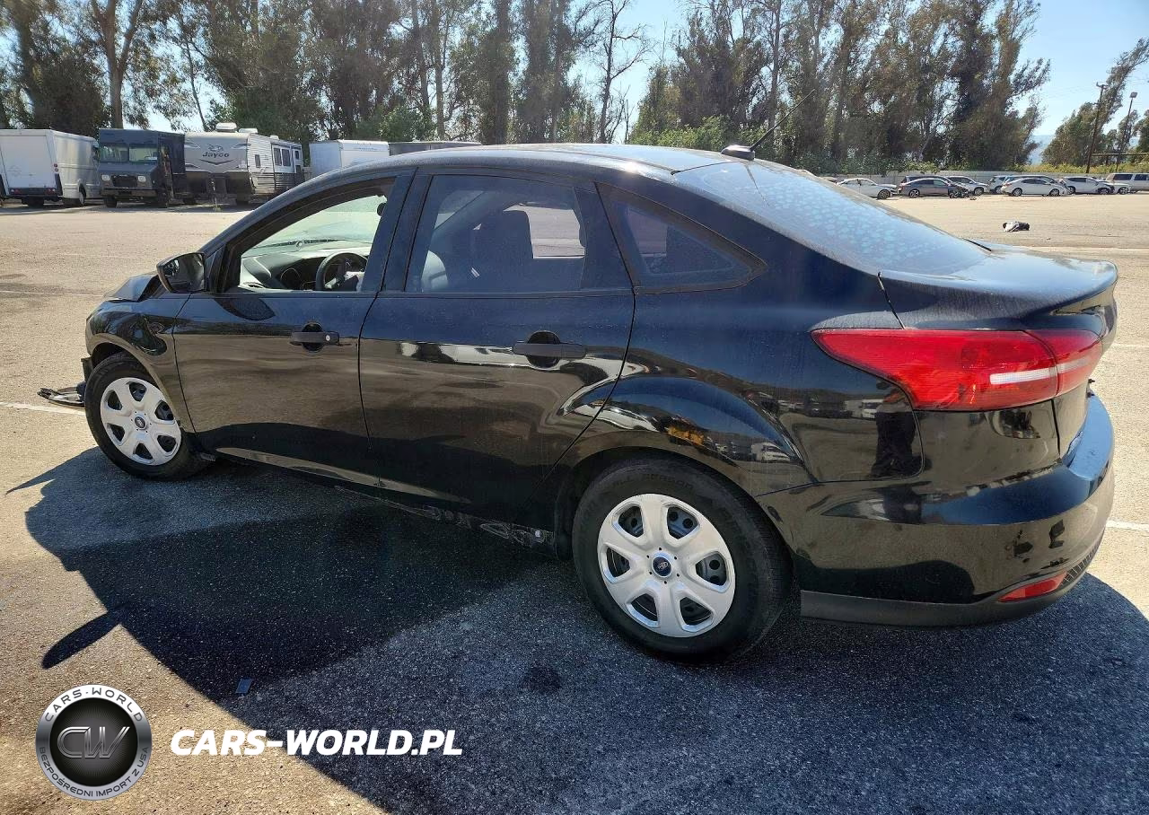 2016 Ford Focus S VIN:1FADP3E27GL387198 - 2