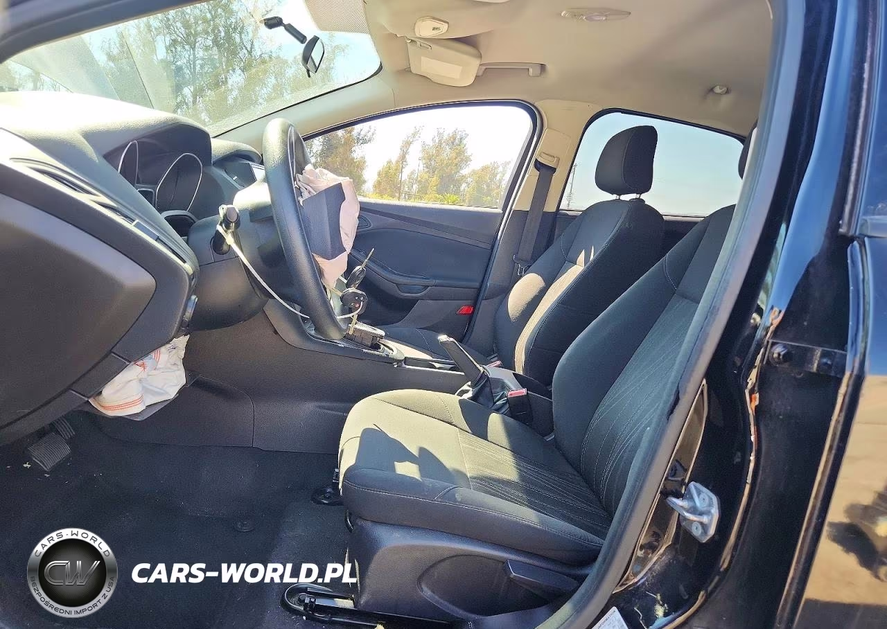 2016 Ford Focus S VIN:1FADP3E27GL387198 - 7
