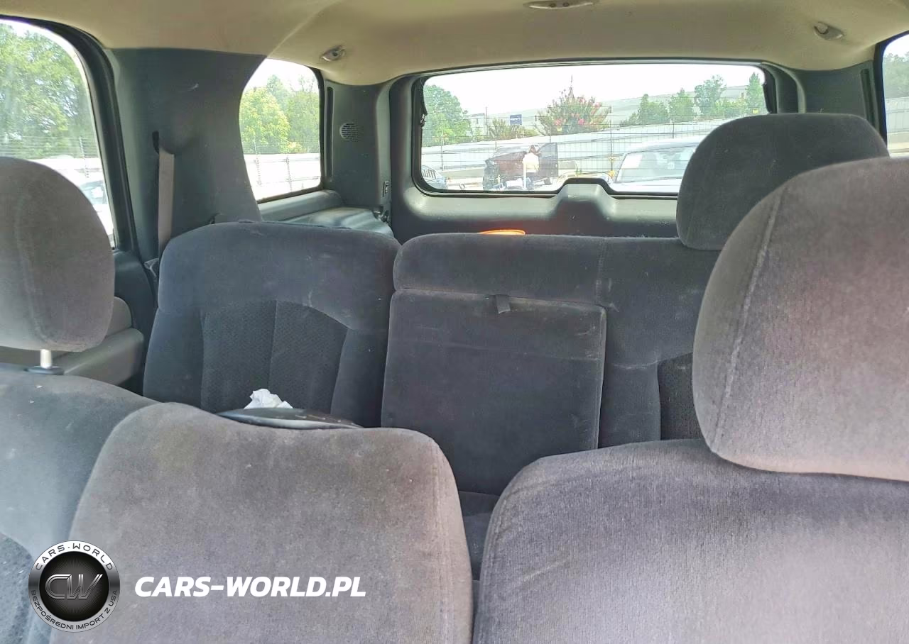 2002 Chevrolet Tahoe C1500 VIN:1GNEC13V52J207515 - 10