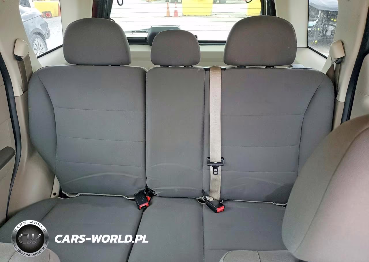 2012 Ford Escape Xls VIN:1FMCU0C7XCKA60043 - 10