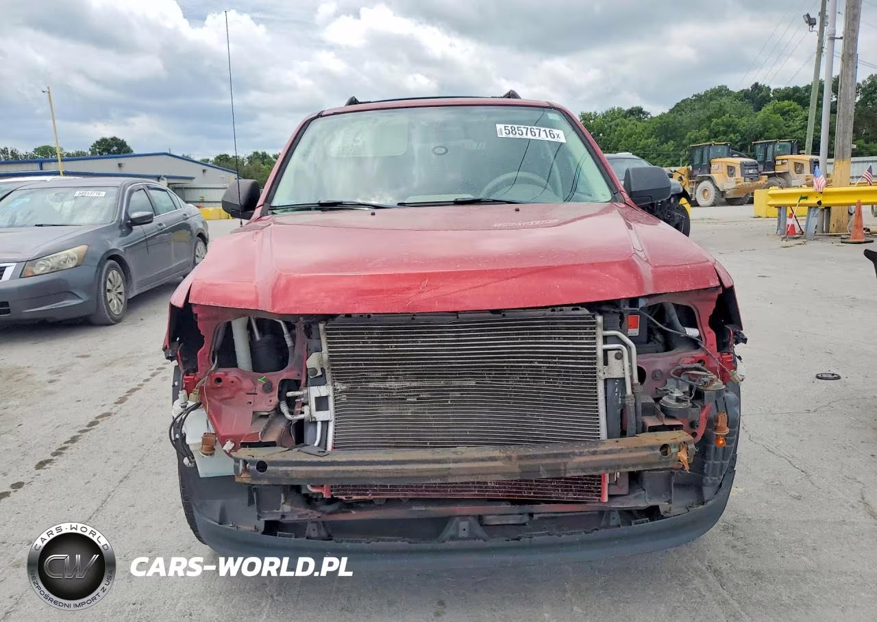 2012 Ford Escape Xls VIN:1FMCU0C7XCKA60043 - 5