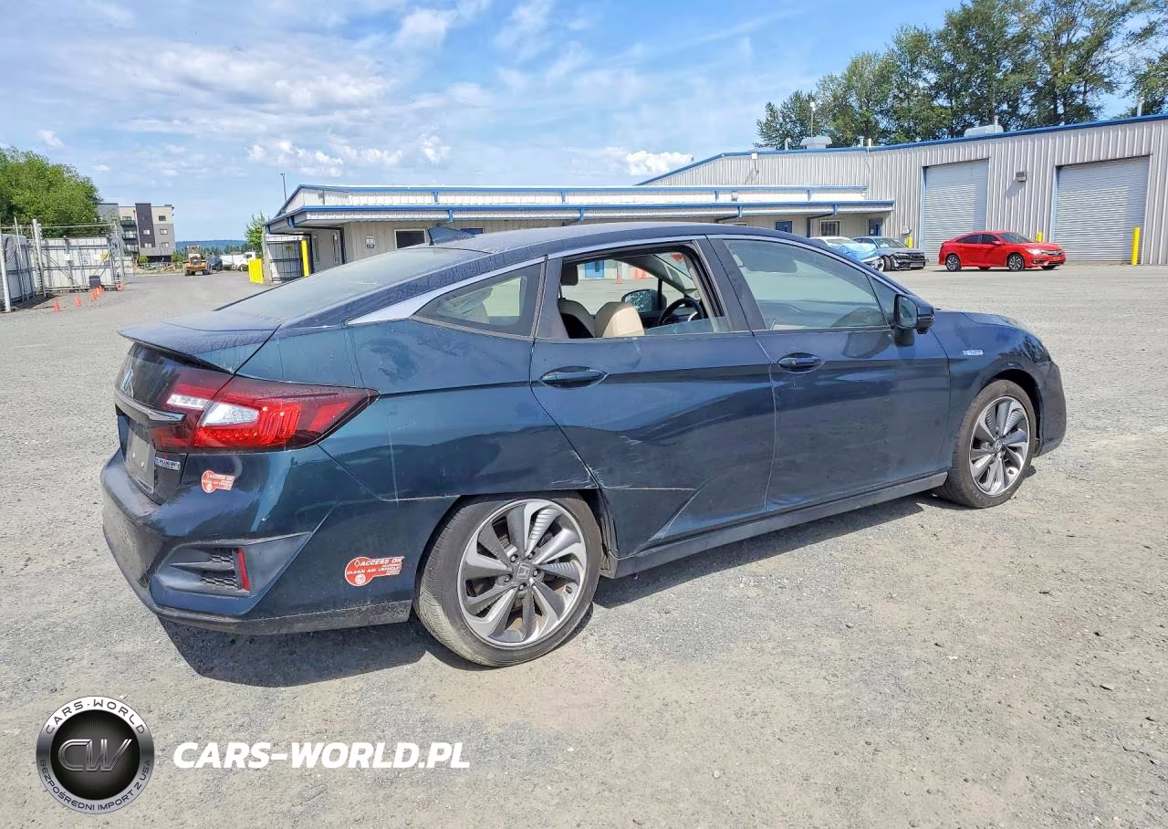 2018 Honda Clarity VIN:JHMZC5F14JC015496 - 3