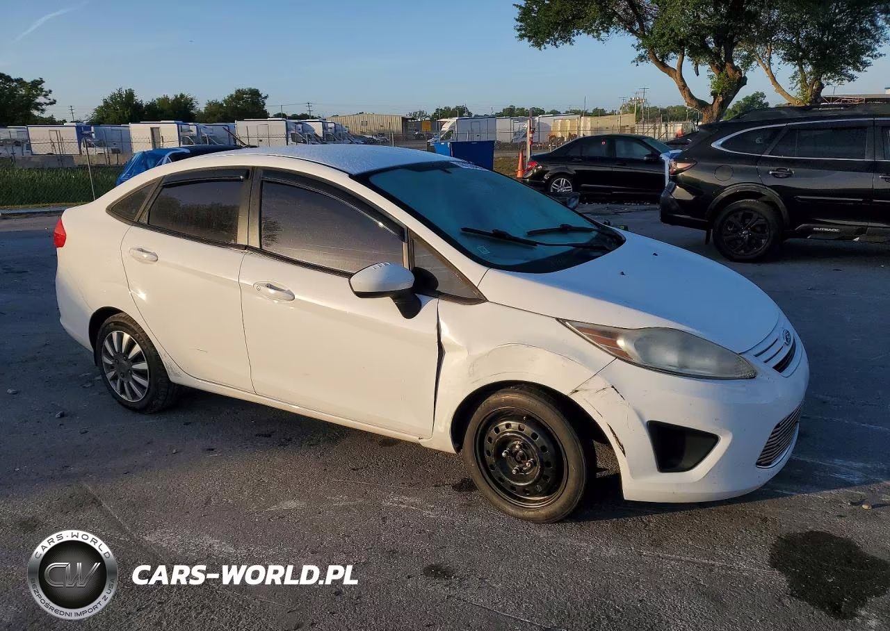 2011 Ford Fiesta S VIN:3FADP4AJ0BM174779 - 4
