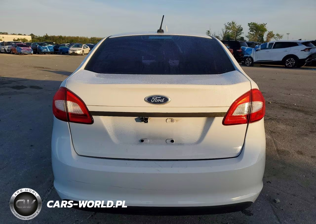 2011 Ford Fiesta S VIN:3FADP4AJ0BM174779 - 6