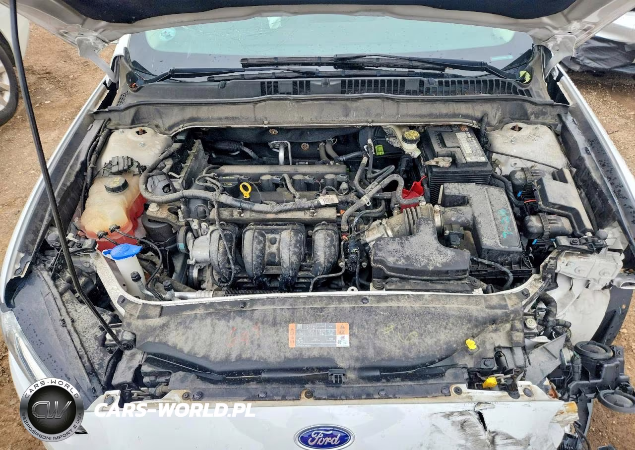 2015 Ford Fusion S VIN:1FA6P0G78F5130568 - 11