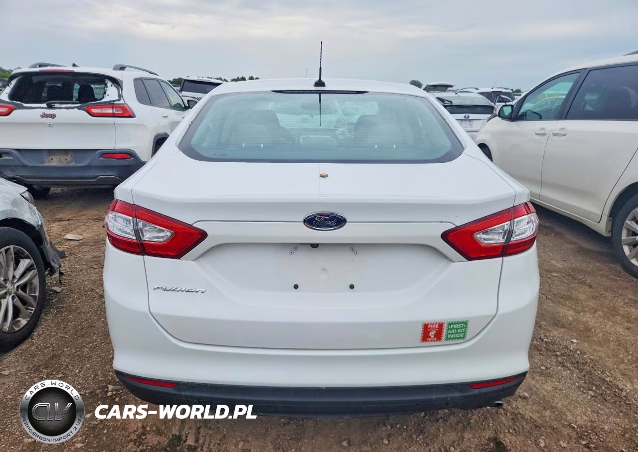 2015 Ford Fusion S VIN:1FA6P0G78F5130568 - 6