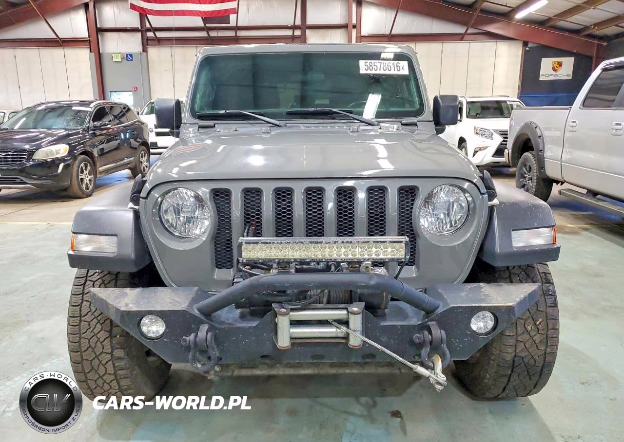 2020 Jeep Wrangler Unlimited Sport VIN:1C4HJXDG9LW105945 - 5