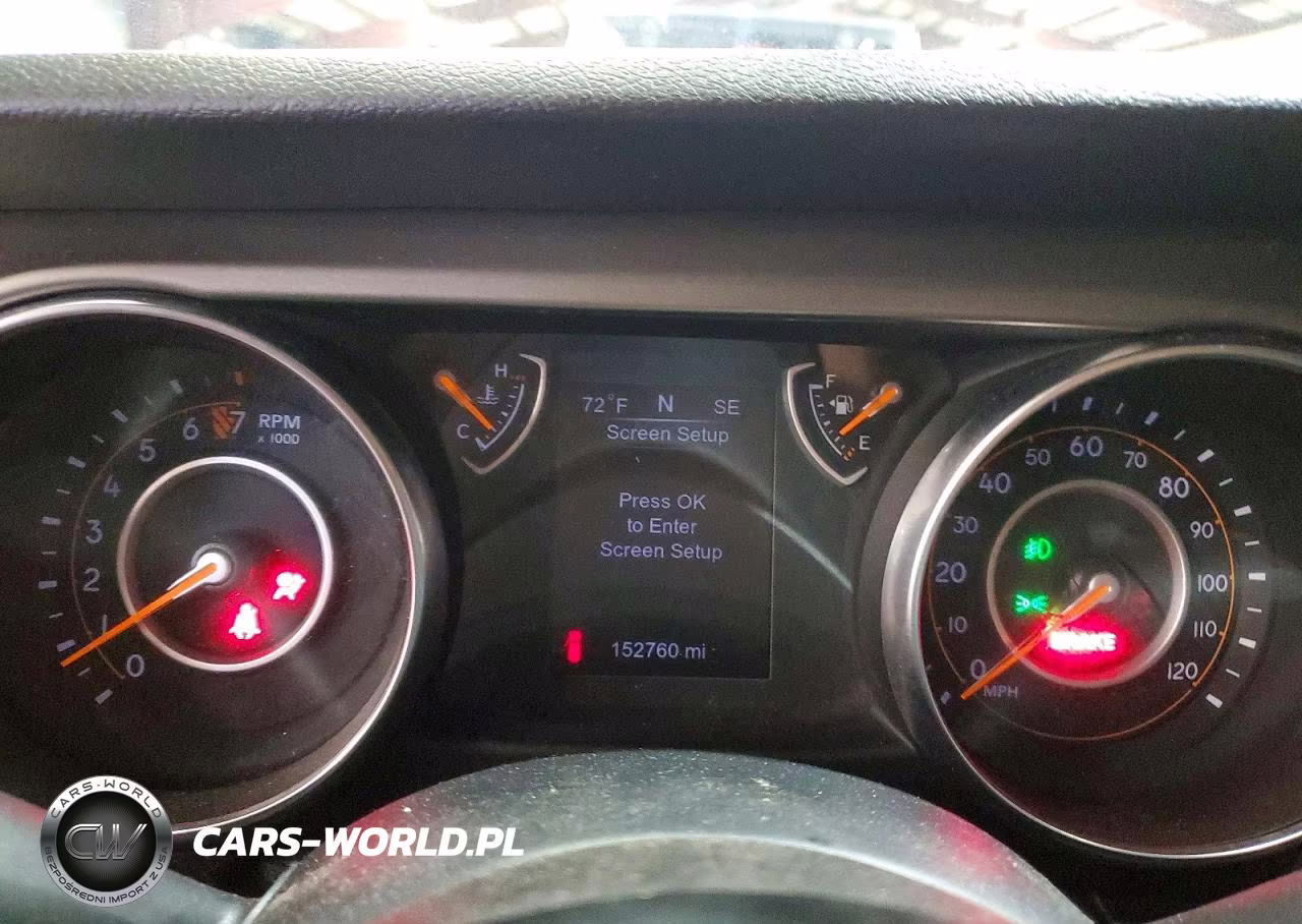2020 Jeep Wrangler Unlimited Sport VIN:1C4HJXDG9LW105945 - 9