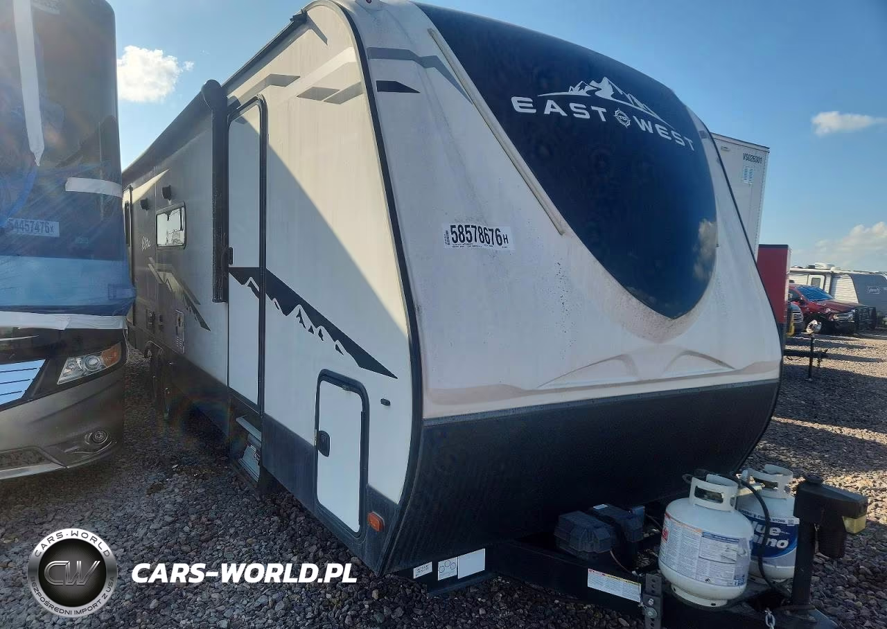 2021 Forest River East West Camper – zdjęcie 1 z 10