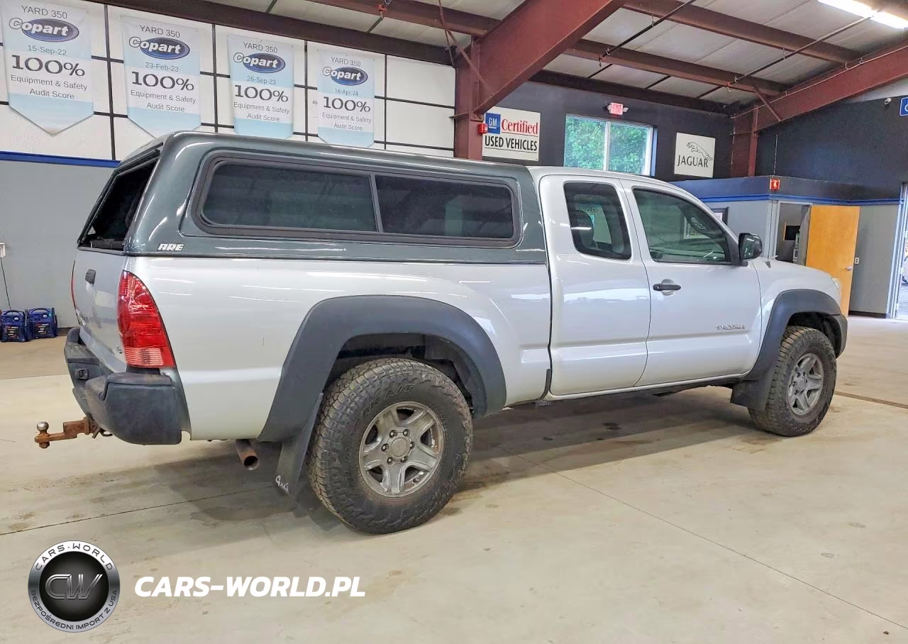 2013 Toyota Tacoma V6 VIN:5TFUU4EN9DX054086 - 3