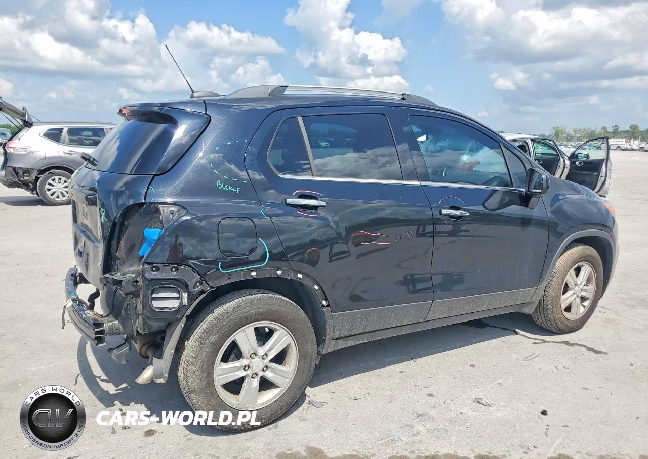 2020 Chevrolet Trax 1Lt VIN:3GNCJLSB3LL233122 - 3