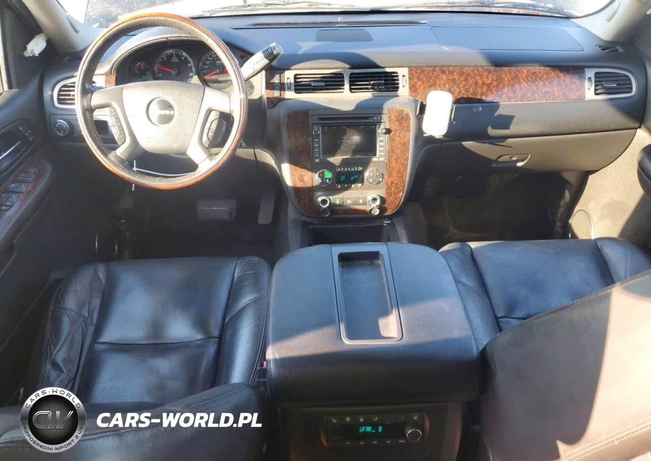 2009 GMC Yukon Denali VIN:1GKFC03209R297234 - 8