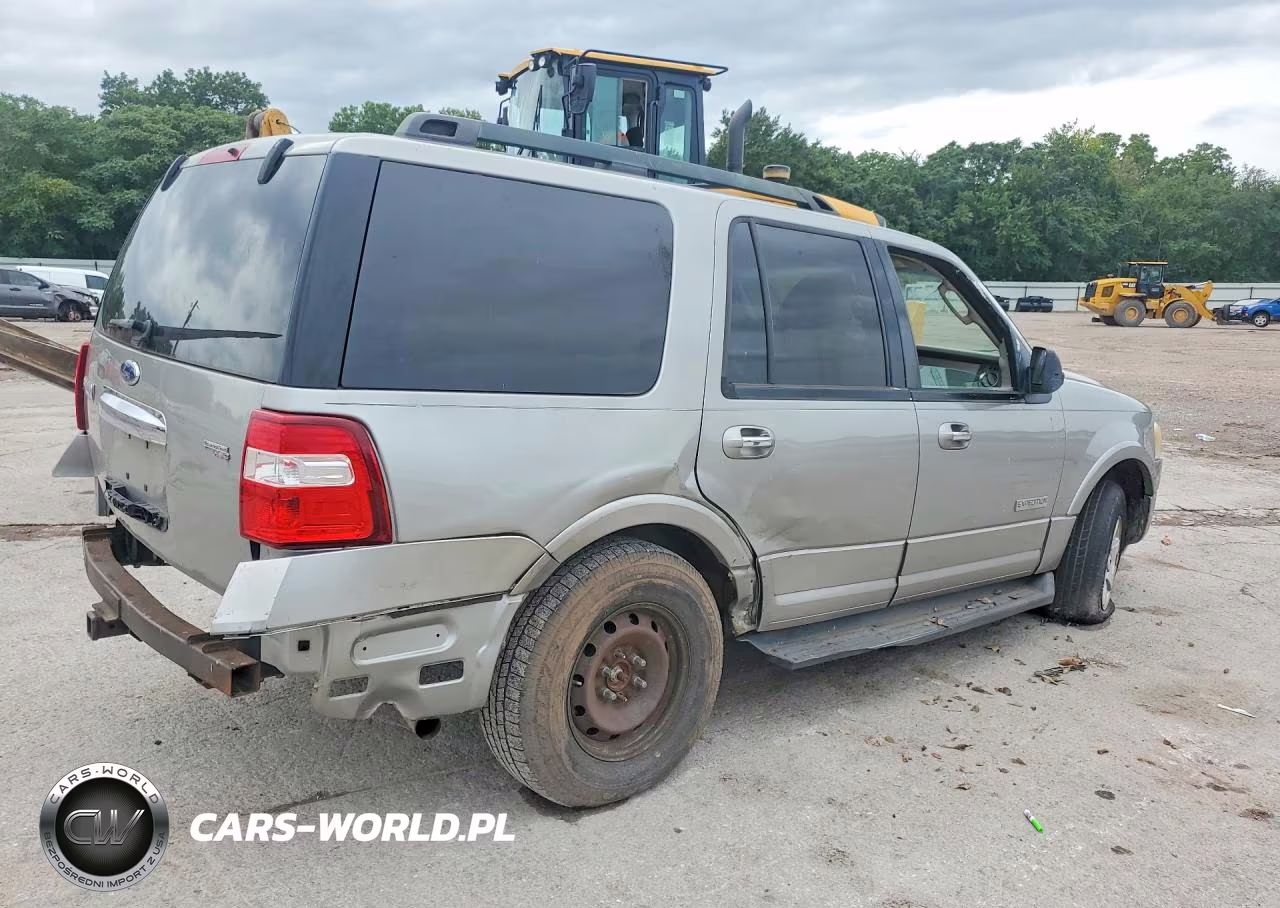 2008 Ford Expedition Xlt VIN:1FMFU16588LA03211 - 3