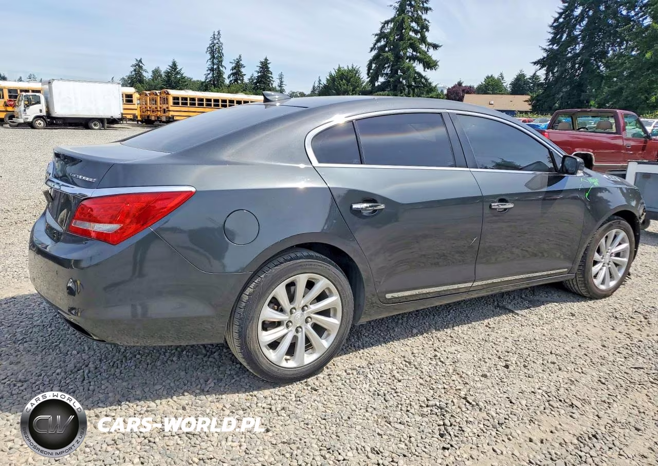 2015 Buick Lacrosse VIN:1G4GB5G34FF267472 - 3