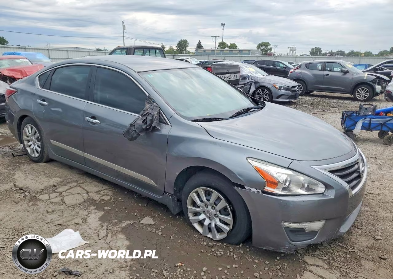 2015 Nissan Altima 2.5 S VIN:1N4AL3AP9FC101933 - 4