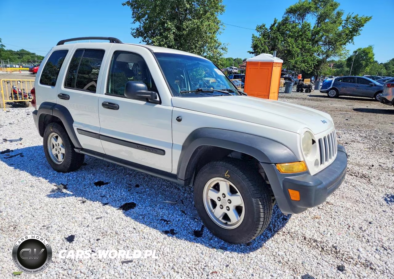 2007 Jeep Liberty Sport VIN:1J4GL48K87W651025 - 4