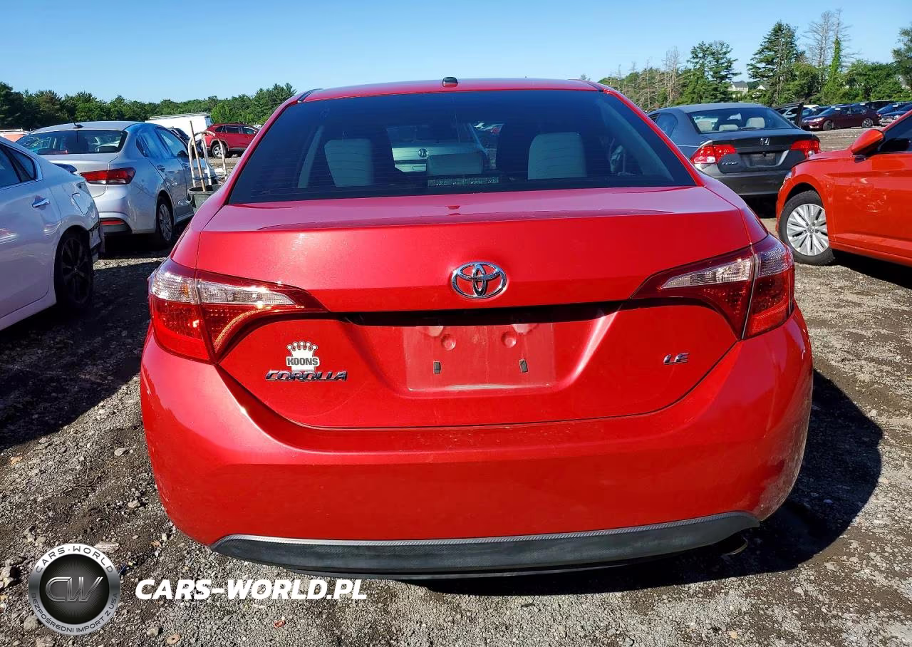 2018 Toyota Corolla Le VIN:2T1BURHE5JC995917 - 6