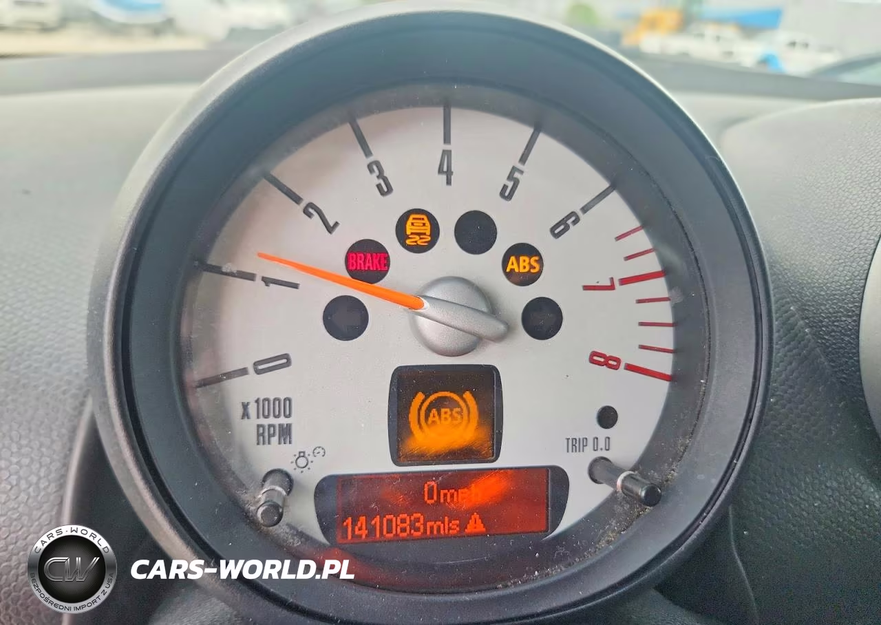 2011 Mini Cooper S Countryman VIN:WMWZC3C5XBWM25827 - 9
