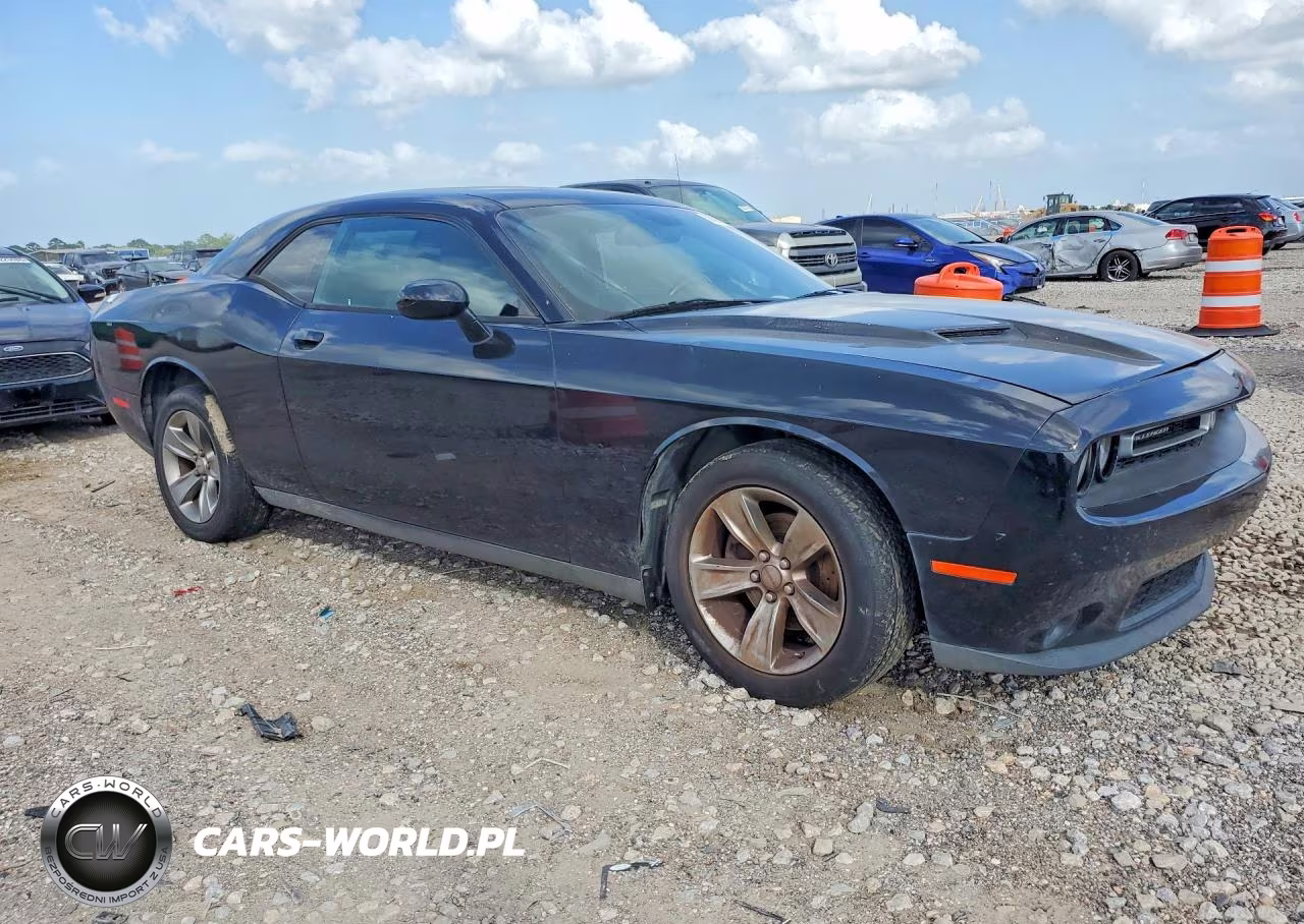 2016 Dodge Challenger Sxt VIN:2C3CDZAG1GH209727 - 4