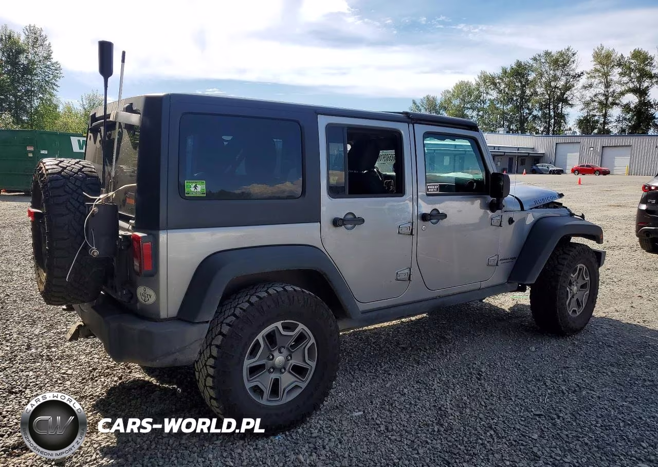 2018 Jeep Wrangler Unlimited Rubicon VIN:1C4BJWFG3JL851755 - 3