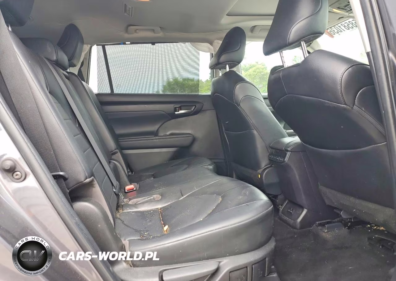 2022 Toyota Highlander Xle VIN:5TDHZRBH1NS177354 - 11