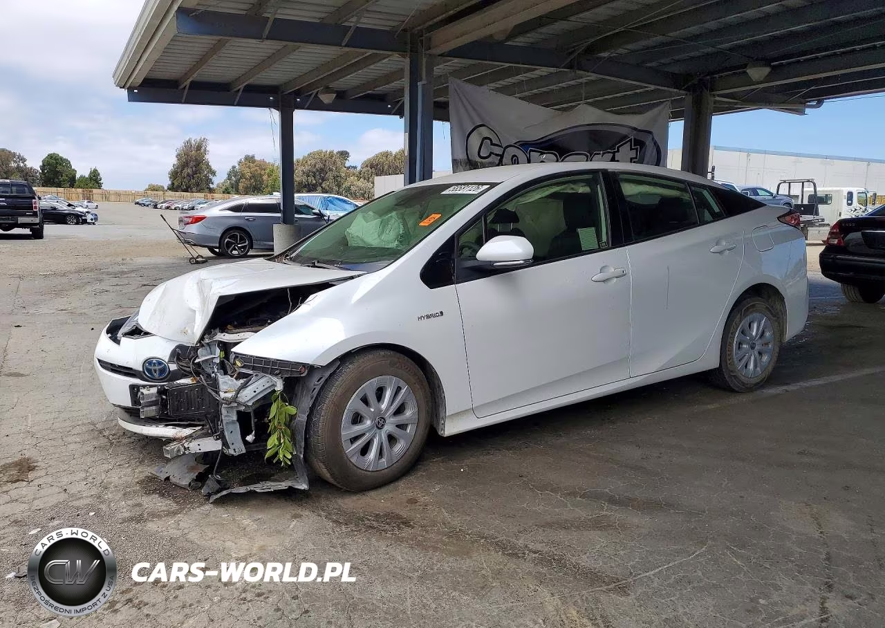 2021 Toyota Prius L Eco
