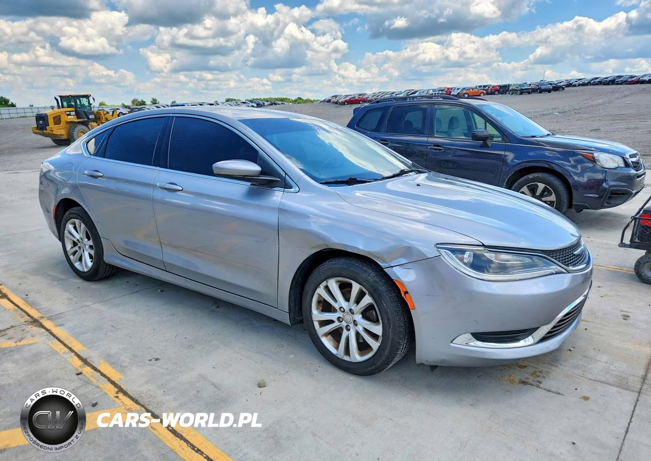 2015 Chrysler 200 Limited VIN:1C3CCCAB3FN571469 - 4