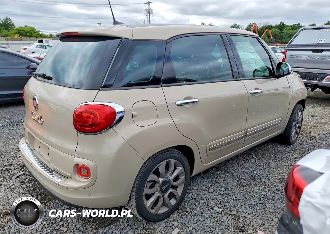 2017 Fiat 500L Lounge VIN:ZFBCFACH5HZ039406 - 3
